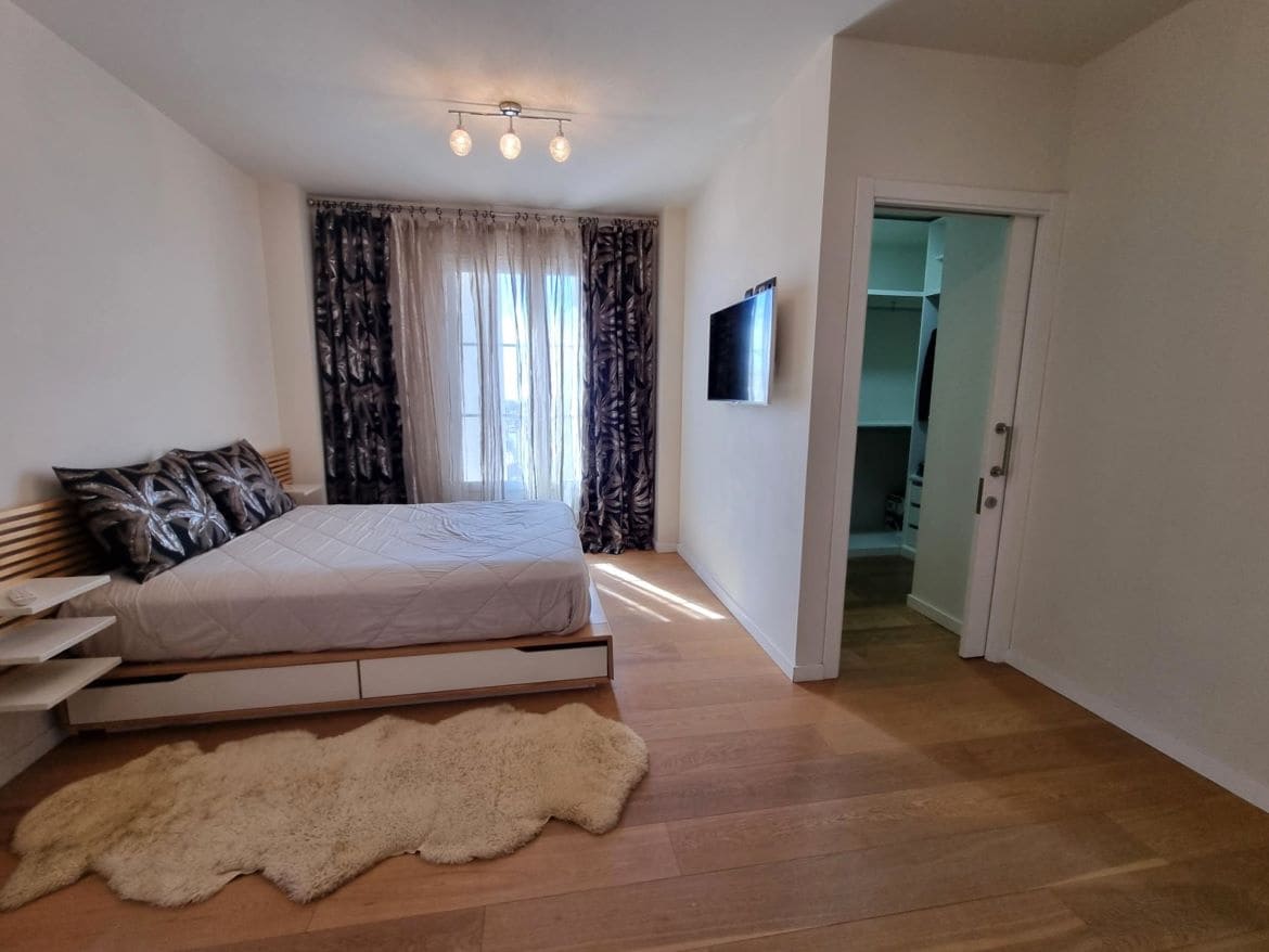 4 bedroom Villa for sale in Finestrat with pool garage - € 810,000 (Ref: 8639836)