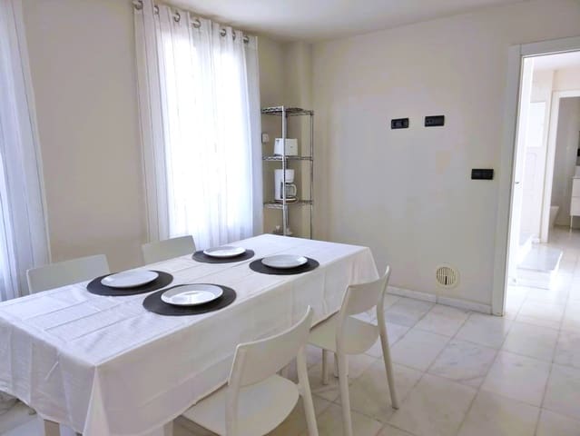 4 chambre Villa/Maison à vendre à Finestrat avec piscine garage - 810 000 € (Ref: 8639836)