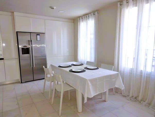 4 chambre Villa/Maison à vendre à Finestrat avec piscine garage - 810 000 € (Ref: 8639836)