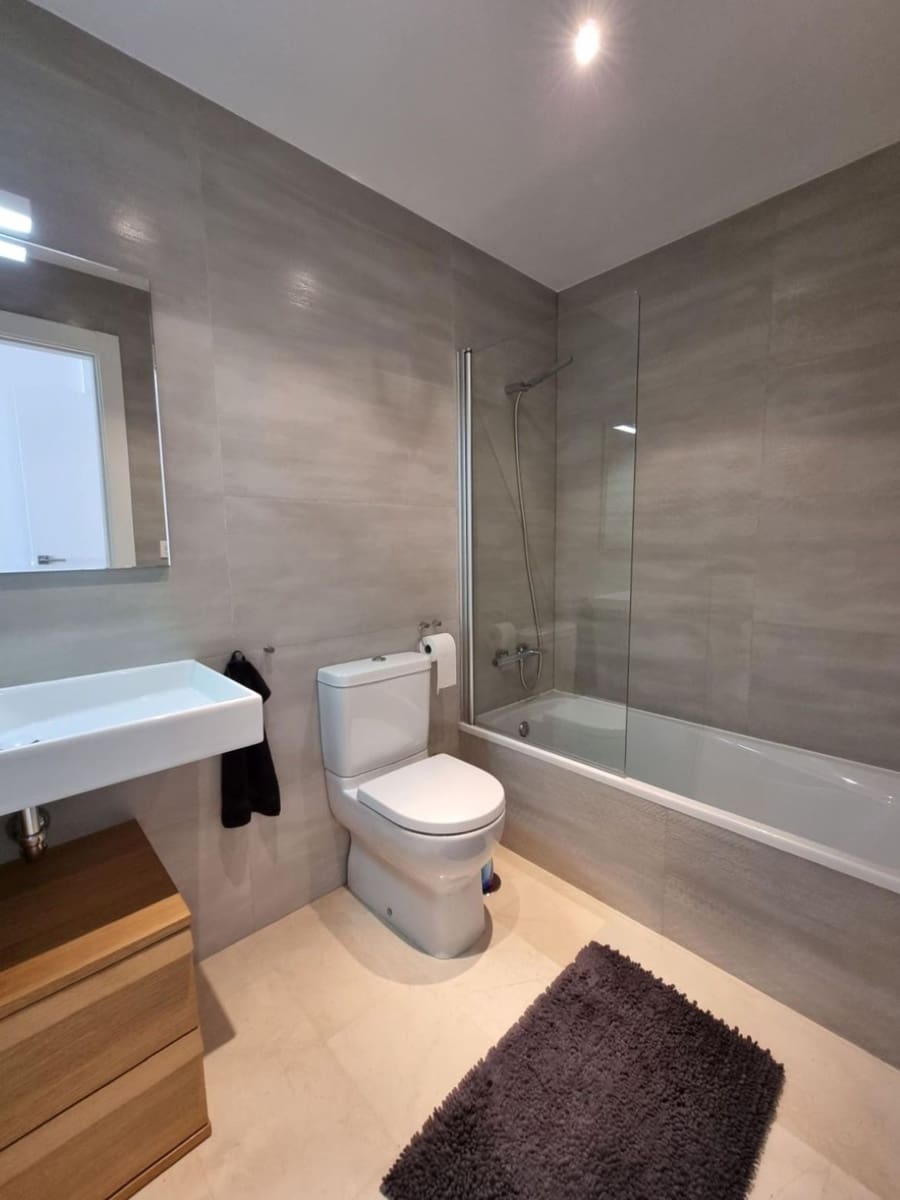 2 bedroom Beach Apartment for sale in La Villajoyosa / Vila Joiosa with pool garage - € 540,000 (Ref: 8848930)