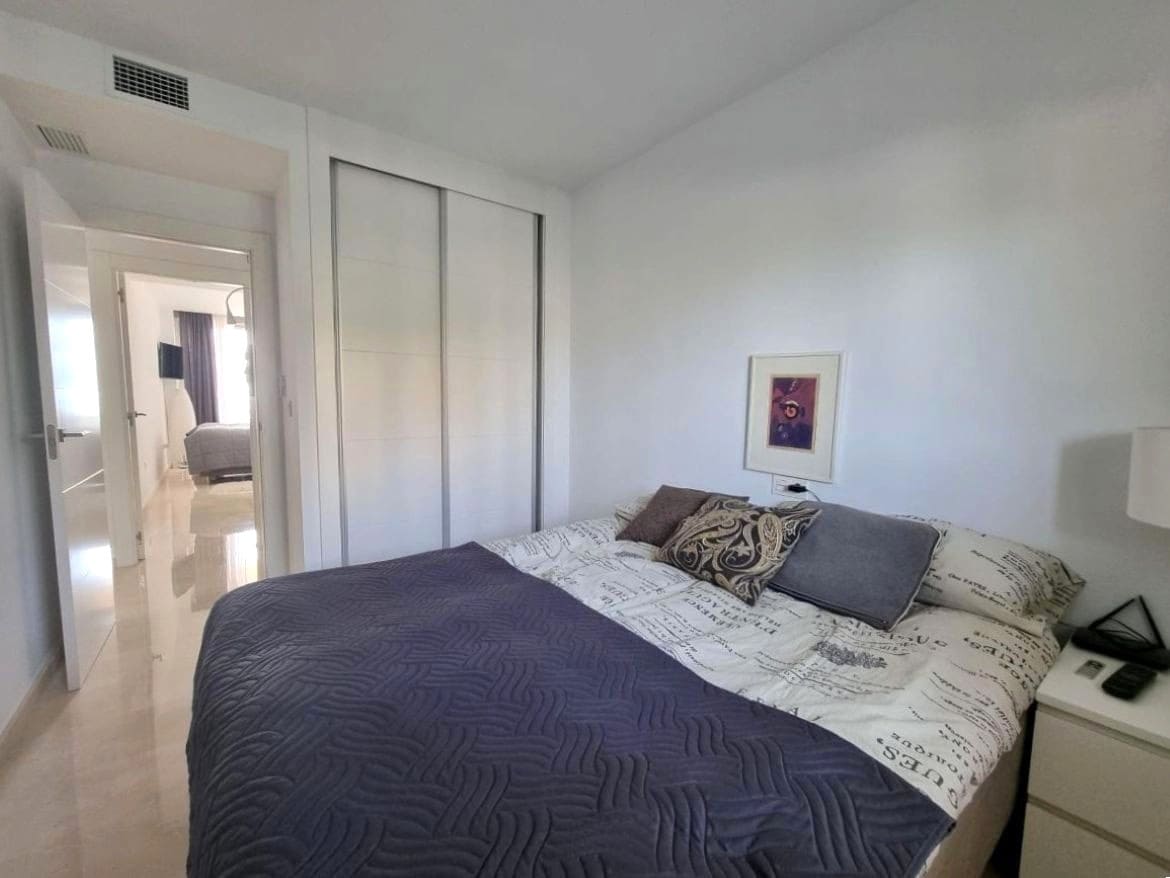 2 bedroom Beach Apartment for sale in La Villajoyosa / Vila Joiosa with pool garage - € 540,000 (Ref: 8848930)