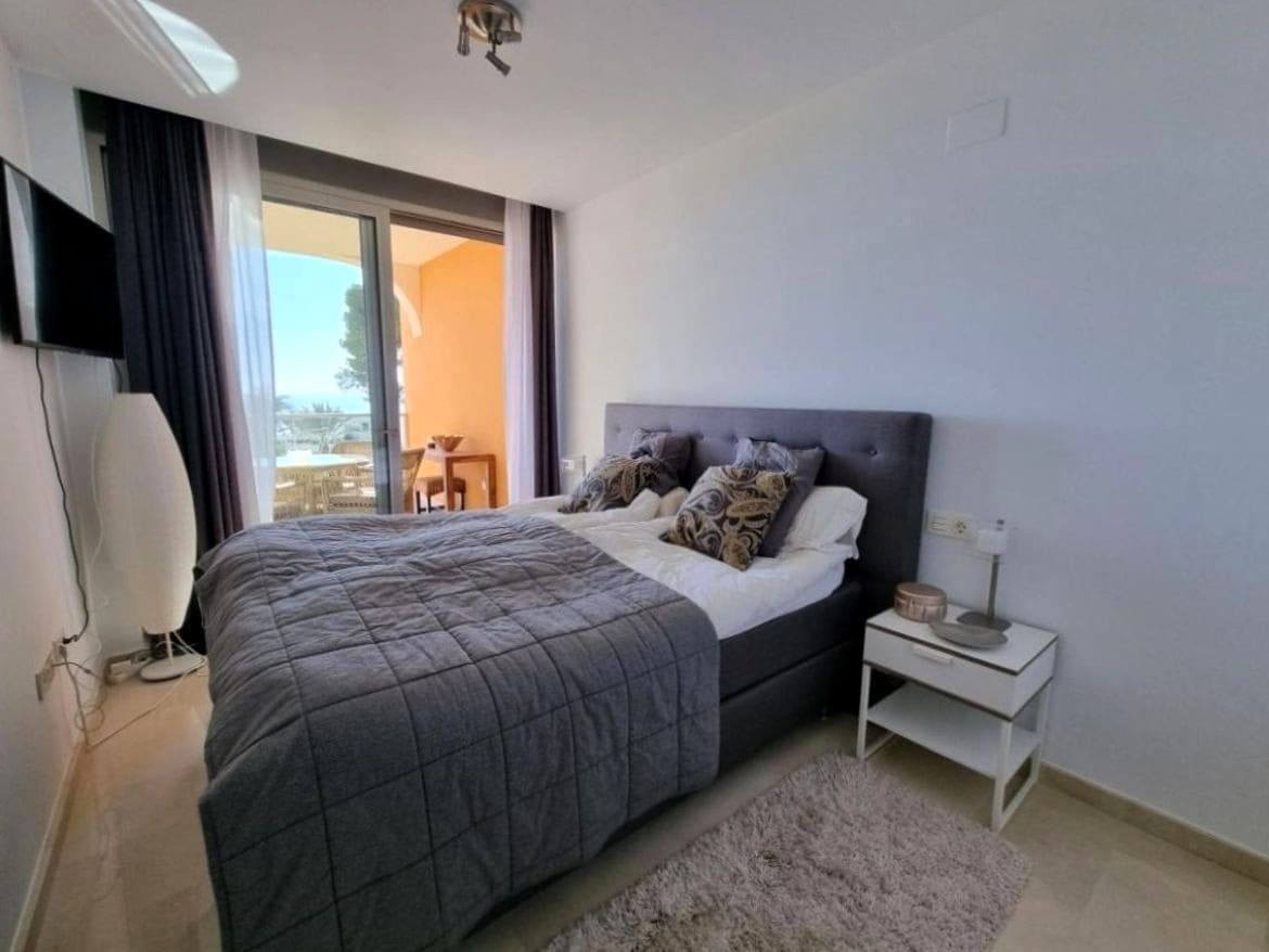 2 bedroom Beach Apartment for sale in La Villajoyosa / Vila Joiosa with pool garage - € 540,000 (Ref: 8848930)