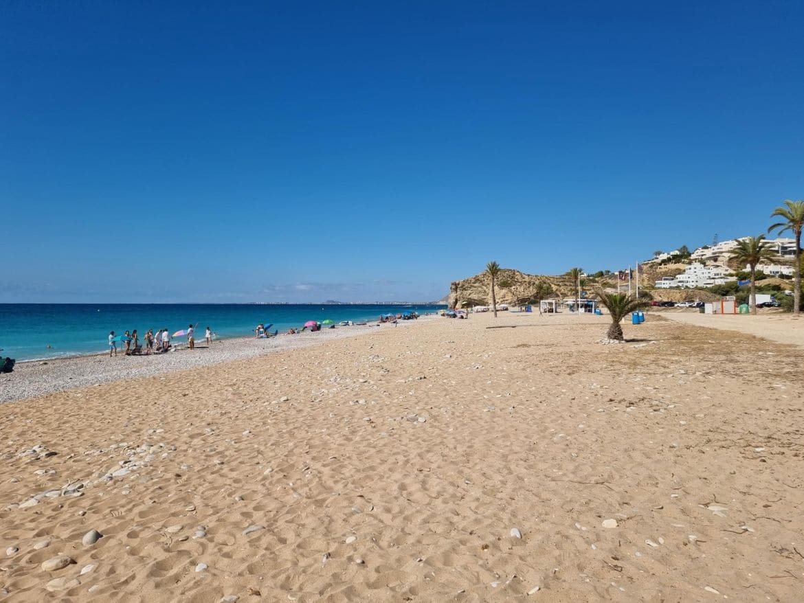 2 bedroom Beach Apartment for sale in La Villajoyosa / Vila Joiosa with pool garage - € 540,000 (Ref: 8848930)