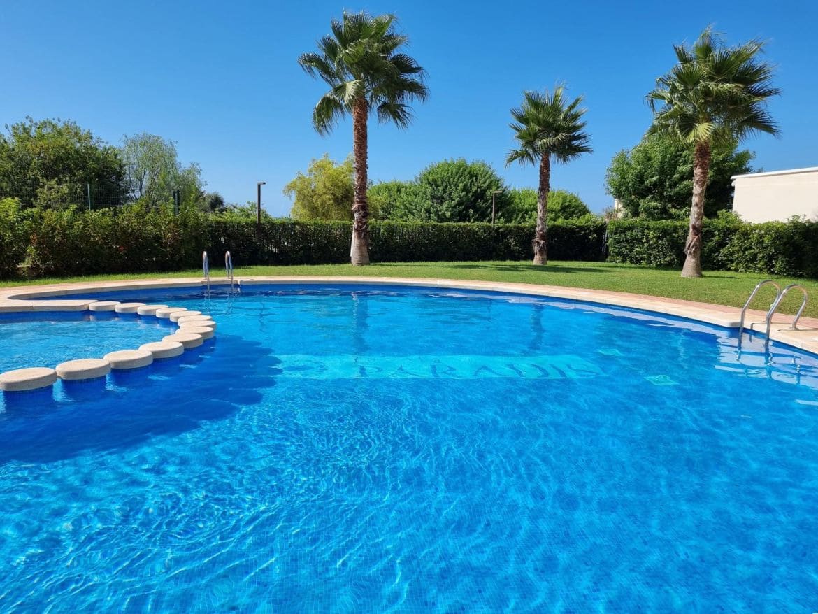 2 bedroom Beach Apartment for sale in La Villajoyosa / Vila Joiosa with pool garage - € 540,000 (Ref: 8848930)