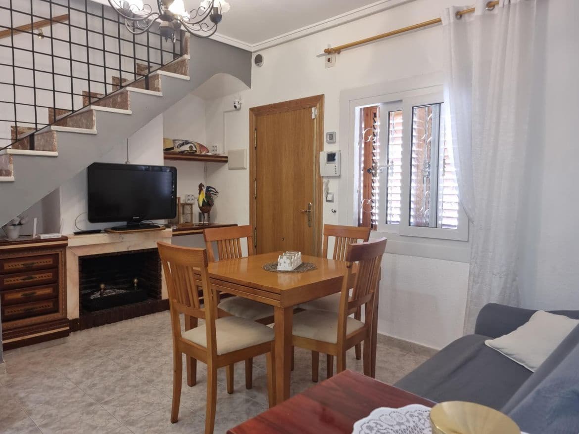 3 sovrum Hus till salu i Torrevieja med pool - 169 000 € (Ref: 9301549)