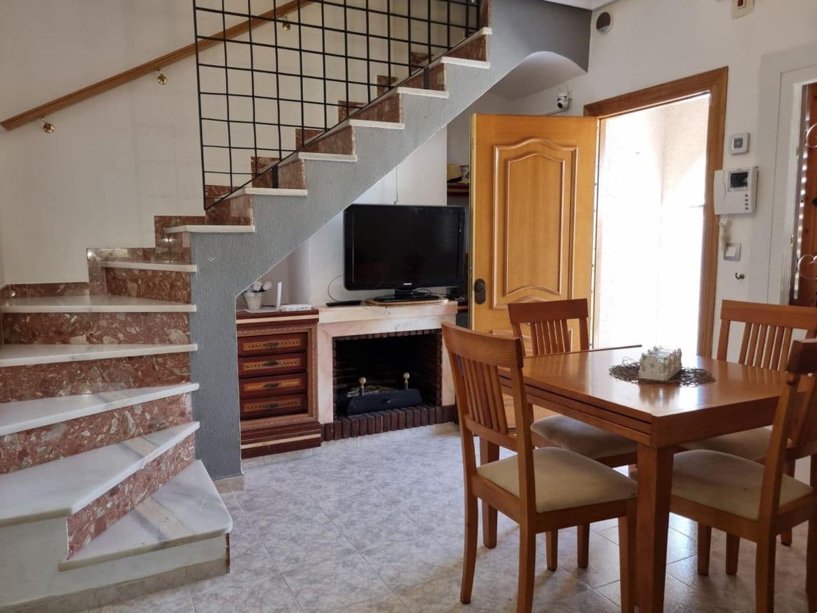 3 sovrum Hus till salu i Torrevieja med pool - 169 000 € (Ref: 9301549)