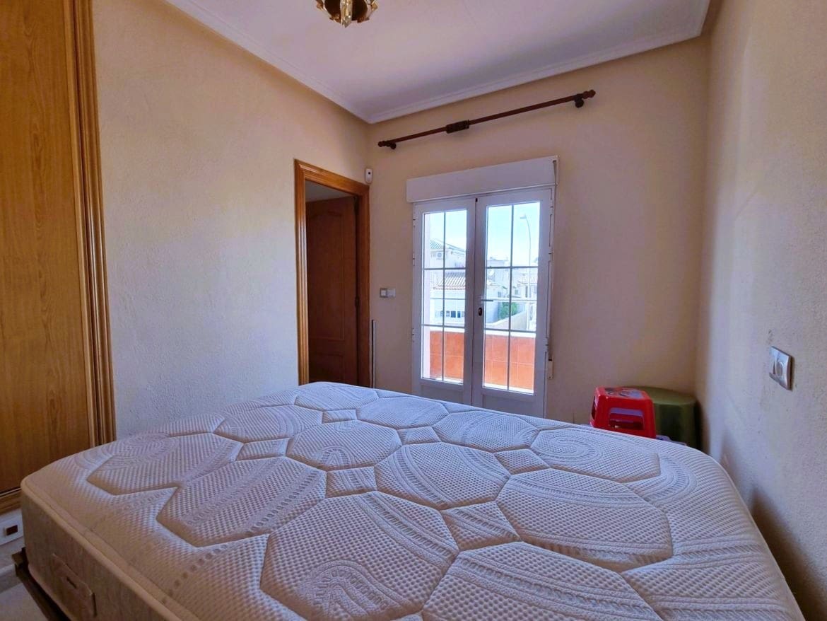 3 sovrum Hus till salu i Torrevieja med pool - 169 000 € (Ref: 9301549)