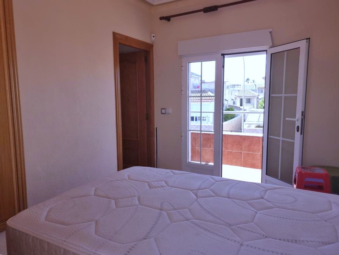 3 sovrum Hus till salu i Torrevieja med pool - 169 000 € (Ref: 9301549)