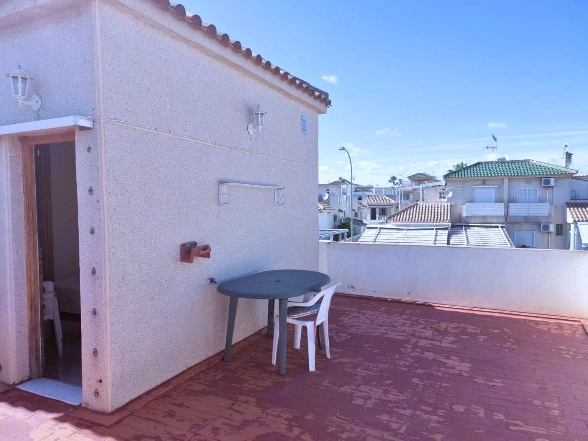 3 sovrum Hus till salu i Torrevieja med pool - 169 000 € (Ref: 9301549)