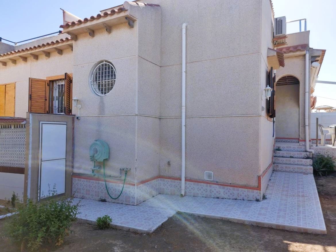 3 sovrum Hus till salu i Torrevieja med pool - 169 000 € (Ref: 9301549)