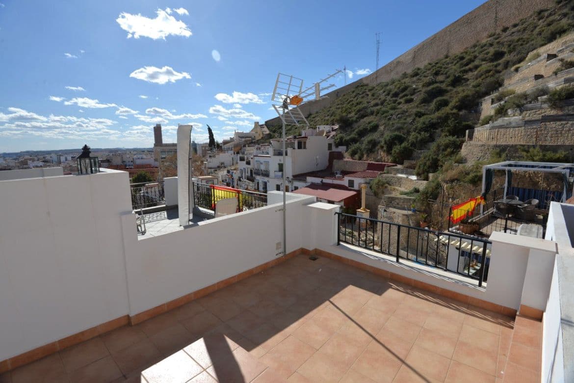 1 sypialnia Dom na sprzedaż w Miasto Alicante / Alacant - 279 900 € (Ref: 9301739)