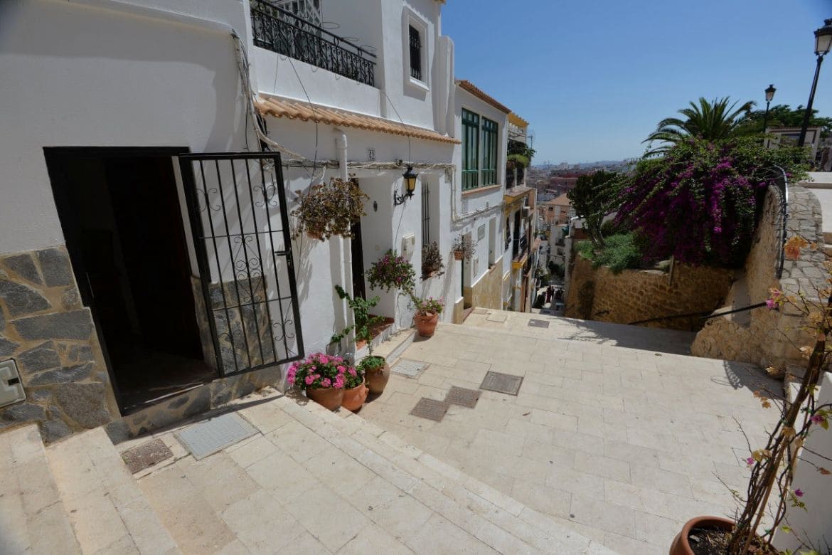 1 sypialnia Dom na sprzedaż w Miasto Alicante / Alacant - 279 900 € (Ref: 9301739)