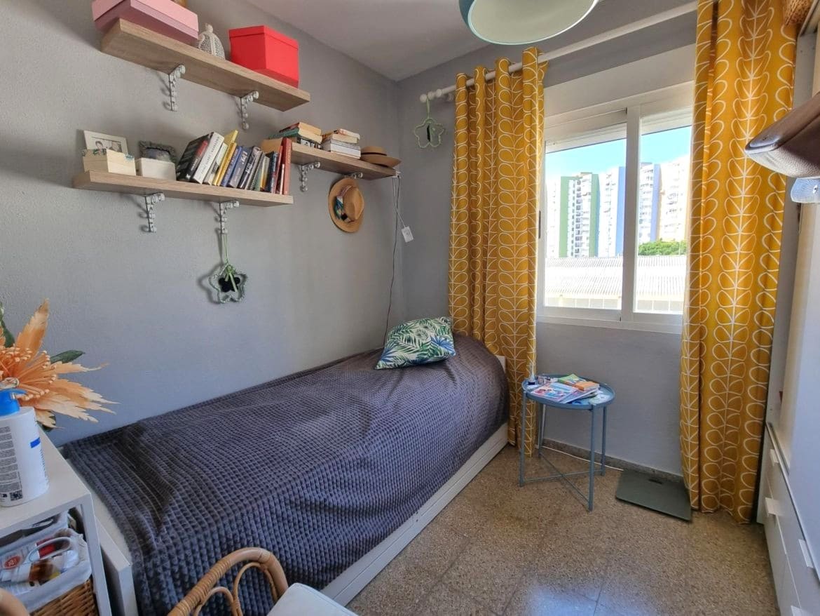 3 bedroom Apartment for sale in La Villajoyosa / Vila Joiosa - € 119,000 (Ref: 9384899)