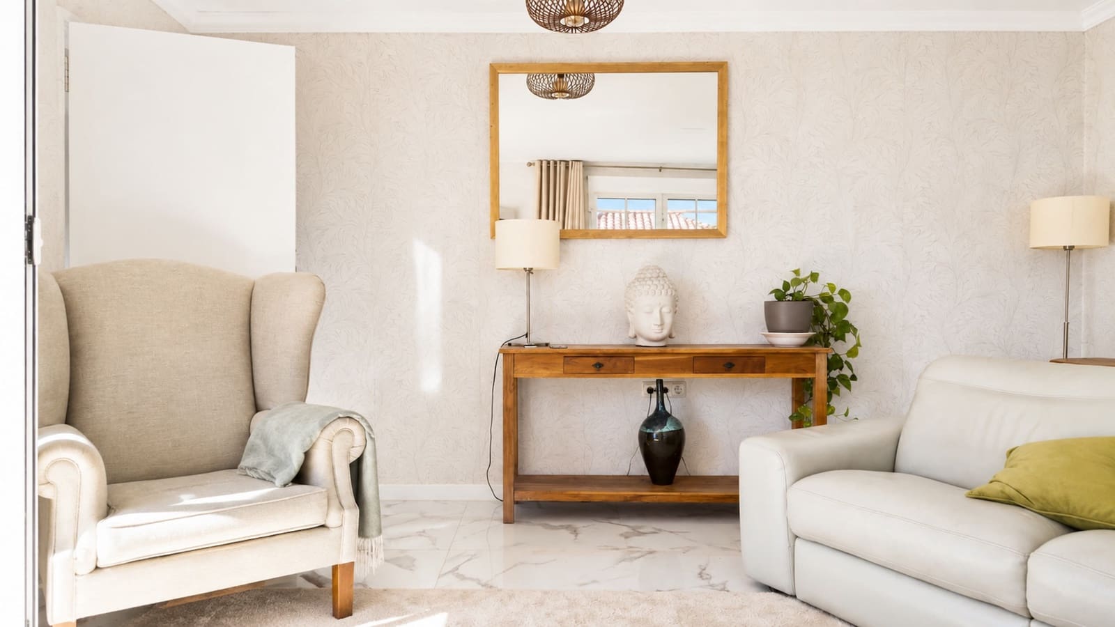 2 sypialnia Apartament na sprzedaż w La Duquesa / Puerto de la Duquesa z basenem garażem - 330 000 € (Ref: 10011134)
