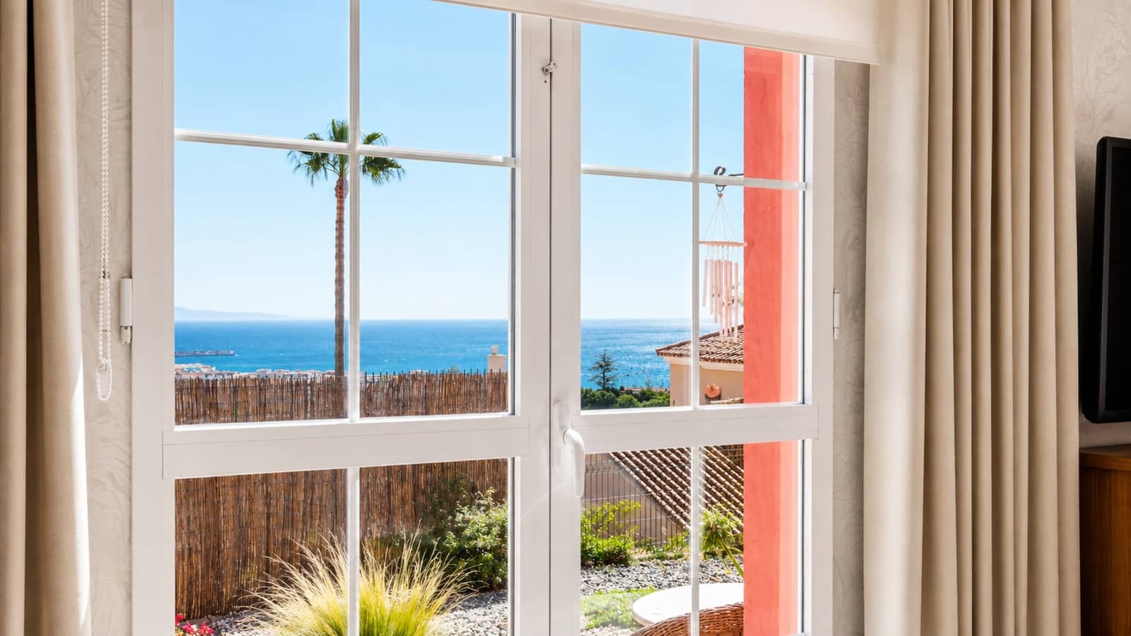 2 sypialnia Apartament na sprzedaż w La Duquesa / Puerto de la Duquesa z basenem garażem - 330 000 € (Ref: 10011134)