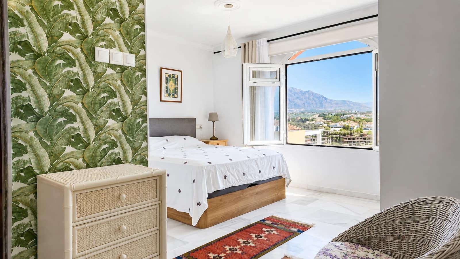 2 sypialnia Apartament na sprzedaż w La Duquesa / Puerto de la Duquesa z basenem garażem - 330 000 € (Ref: 10011134)