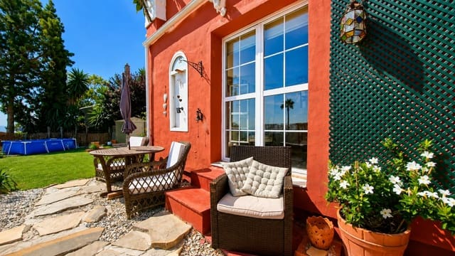 2 sypialnia Apartament na sprzedaż w La Duquesa / Puerto de la Duquesa, Manilva z basenem garażem - 330 000 € (Ref: 10011134)