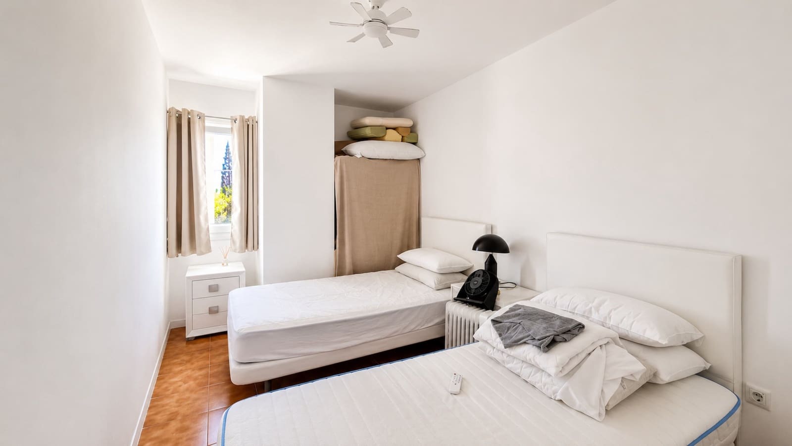 Casa de 3 habitaciones en Casares en venta con piscina - 430.000 € (Ref: 10017238)