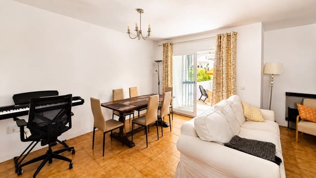 Casa de 3 habitaciones en Marina de Casares, Casares en venta con piscina - 430.000 € (Ref: 10017238)