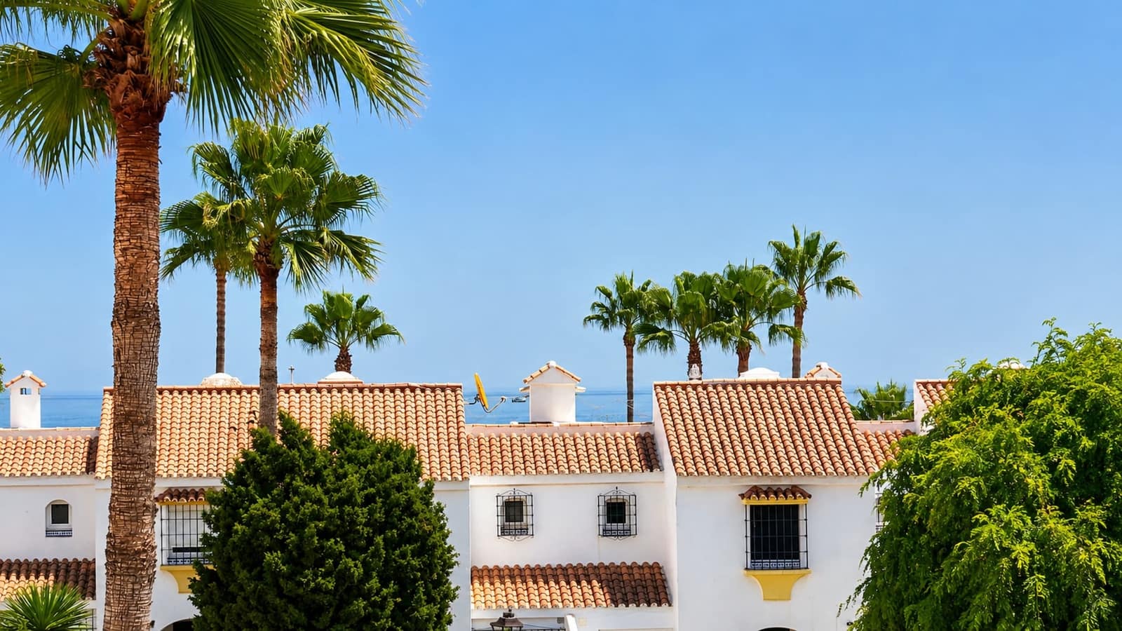 Casa de 3 habitaciones en Casares en venta con piscina - 430.000 € (Ref: 10017238)