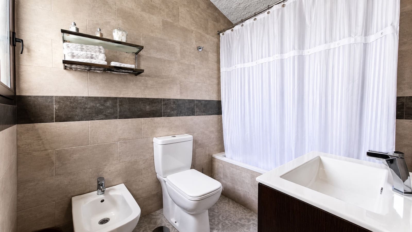 3 quarto Moradia para venda em Bahia de Casares com piscina - 680 000 € (Ref: 10023733)