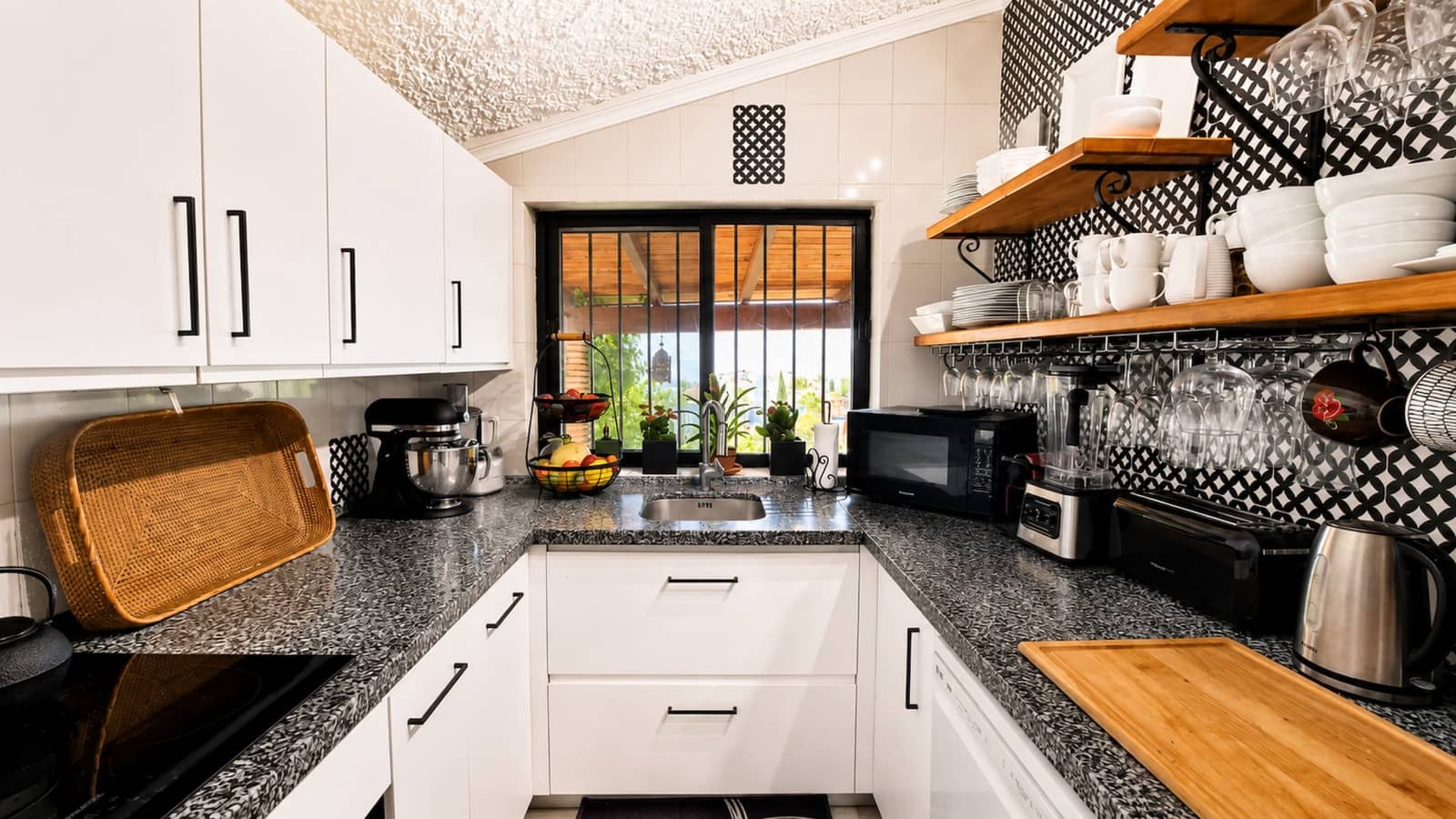 3 quarto Moradia para venda em Bahia de Casares com piscina - 680 000 € (Ref: 10023733)