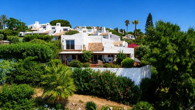 3 quarto Moradia para venda em Bahia de Casares, Casares com piscina - 680 000 € (Ref: 10023733)