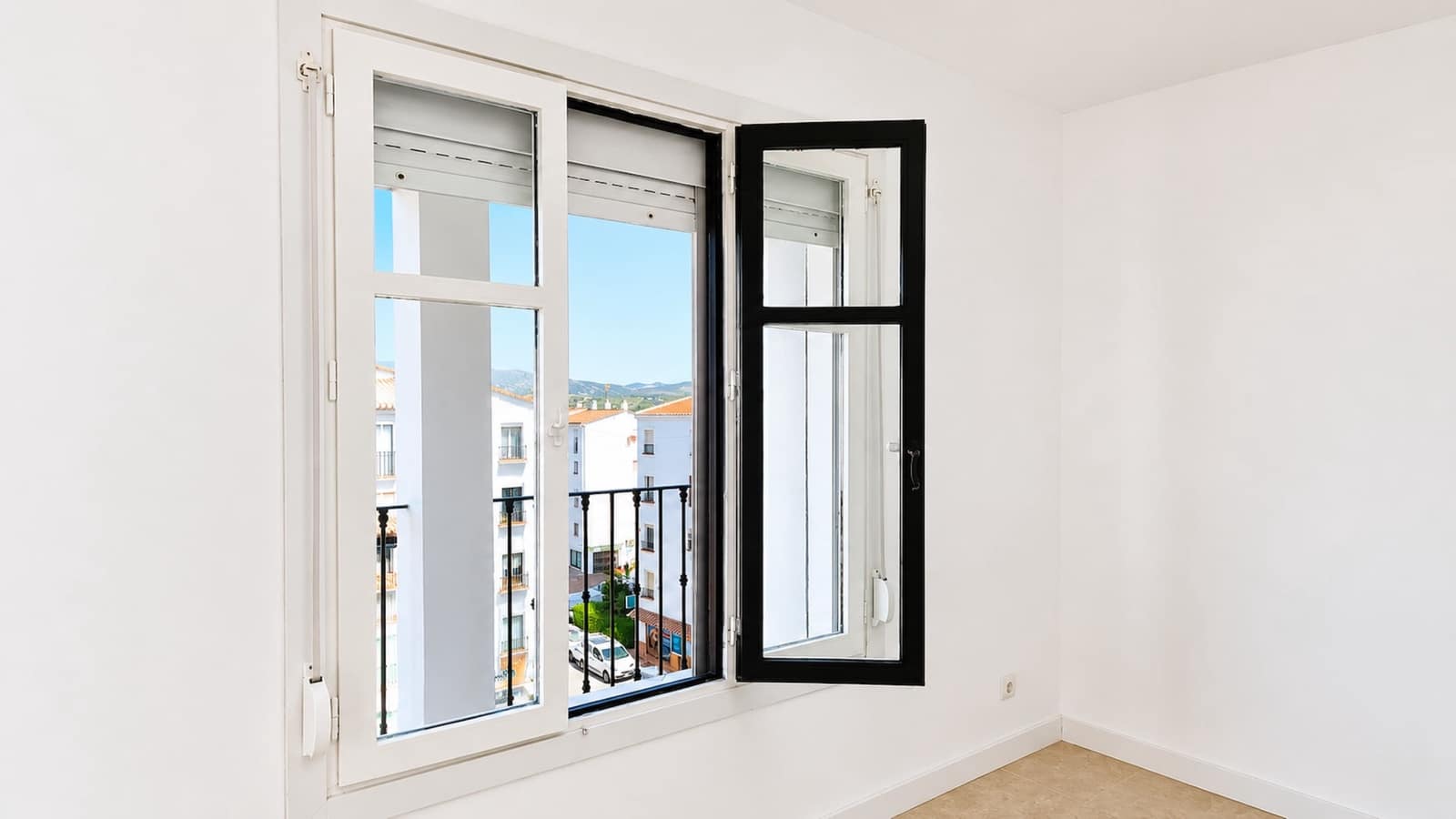 1 soverom Leilighet til salgs i San Luis de Sabinillas med svømmebasseng - € 220 000 (Ref: 10025275)