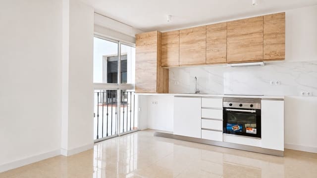 1 soveværelse Lejlighed til salg i San Luis de Sabinillas, Manilva med swimmingpool - € 220.000 (Ref: 10025275)
