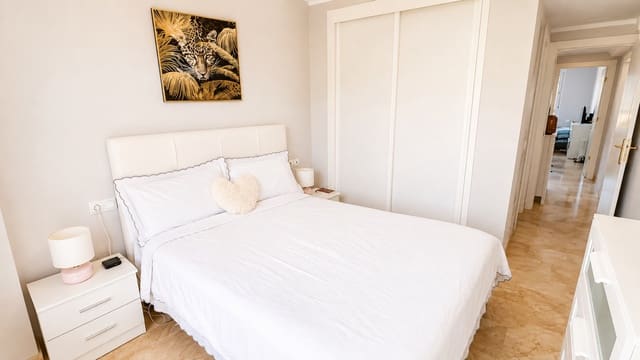 2 bedroom Apartment for sale in Manilva with pool garage - € 227,000 (Ref: 10044706)