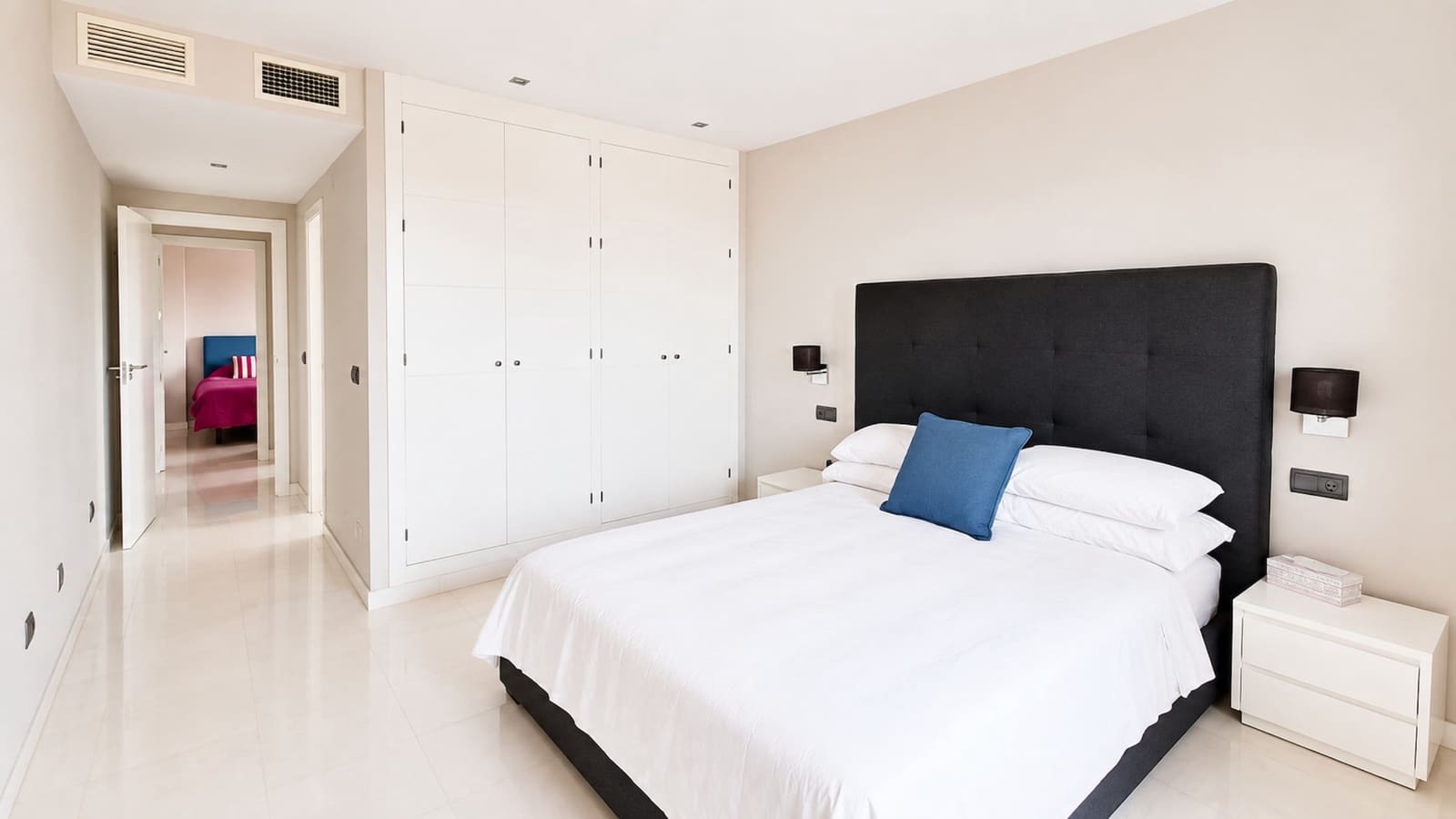 2 bedroom Apartment for sale in Casares with pool garage - € 399,950 (Ref: 10061433)