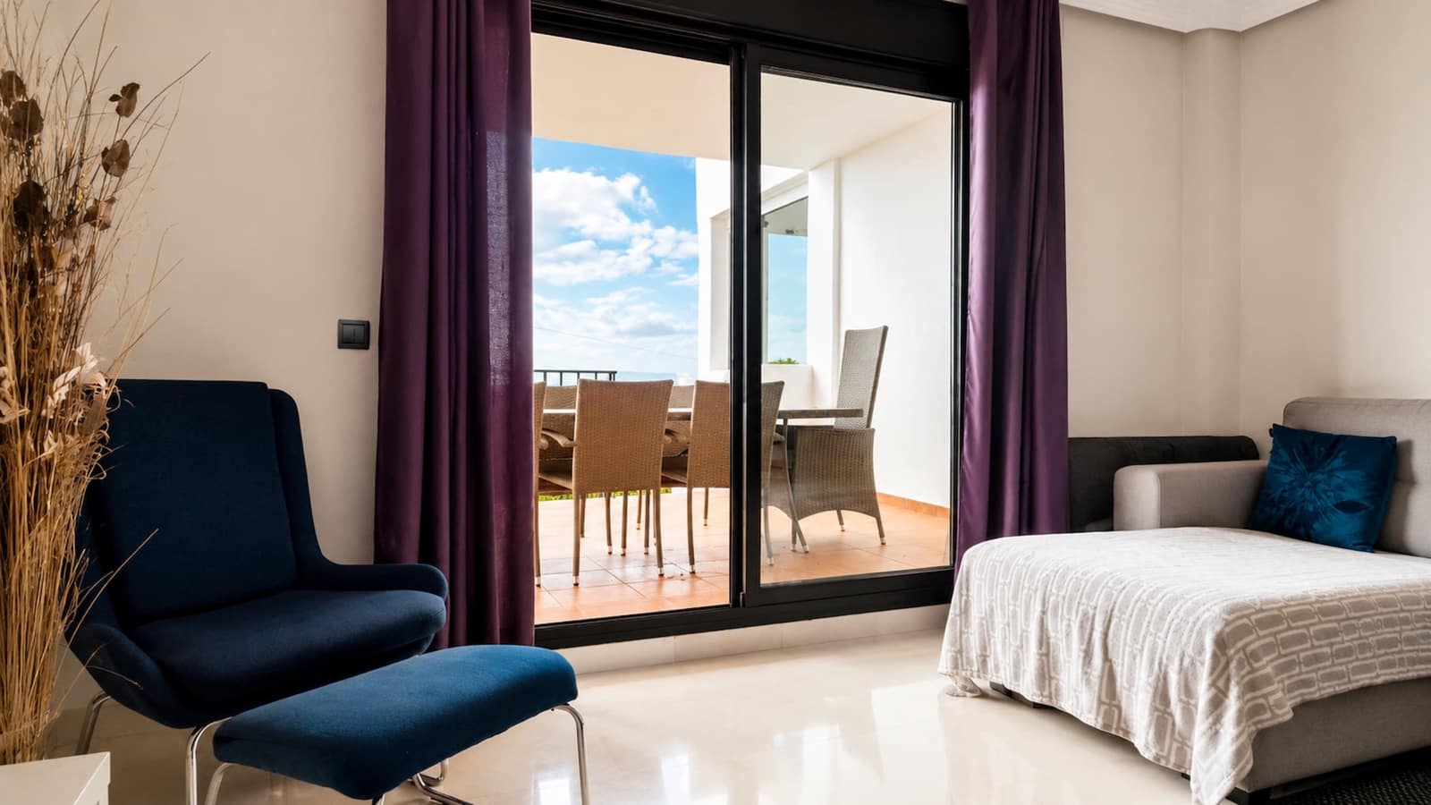 2 bedroom Apartment for sale in Casares with pool garage - € 399,950 (Ref: 10061433)