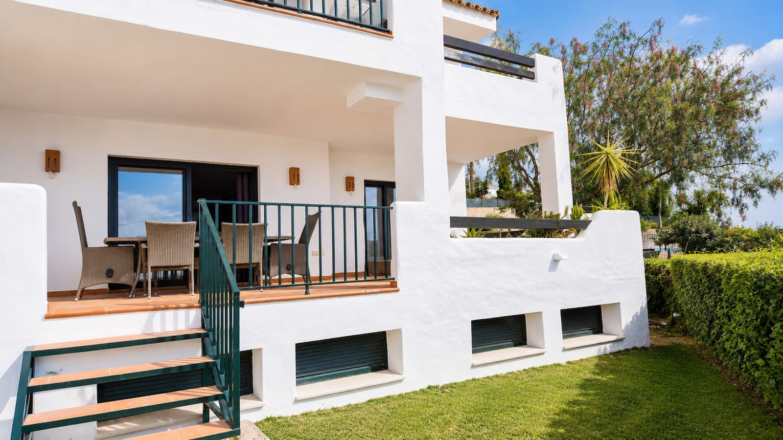 2 bedroom Apartment for sale in Casares with pool garage - € 399,950 (Ref: 10061433)