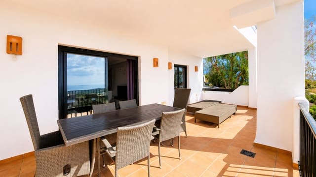 2 bedroom Apartment for sale in Casares with pool garage - € 399,950 (Ref: 10061433)