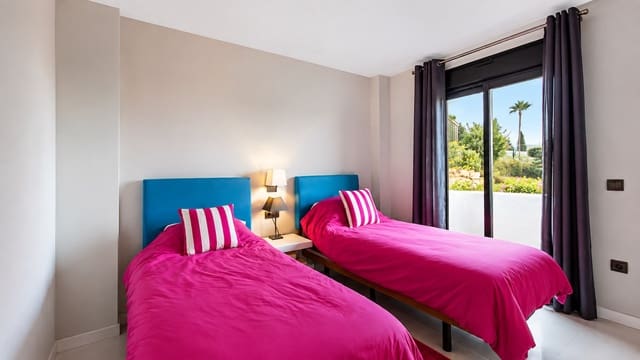 2 bedroom Apartment for sale in Casares with pool garage - € 399,950 (Ref: 10061433)