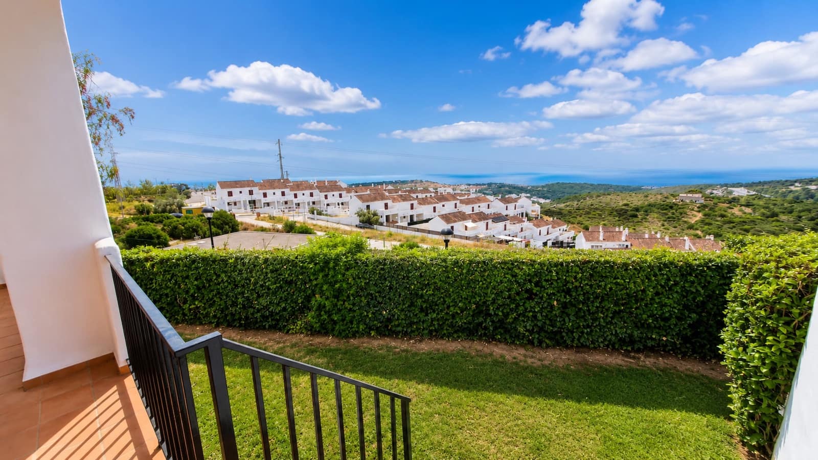 2 bedroom Apartment for sale in Casares with pool garage - € 399,950 (Ref: 10061433)