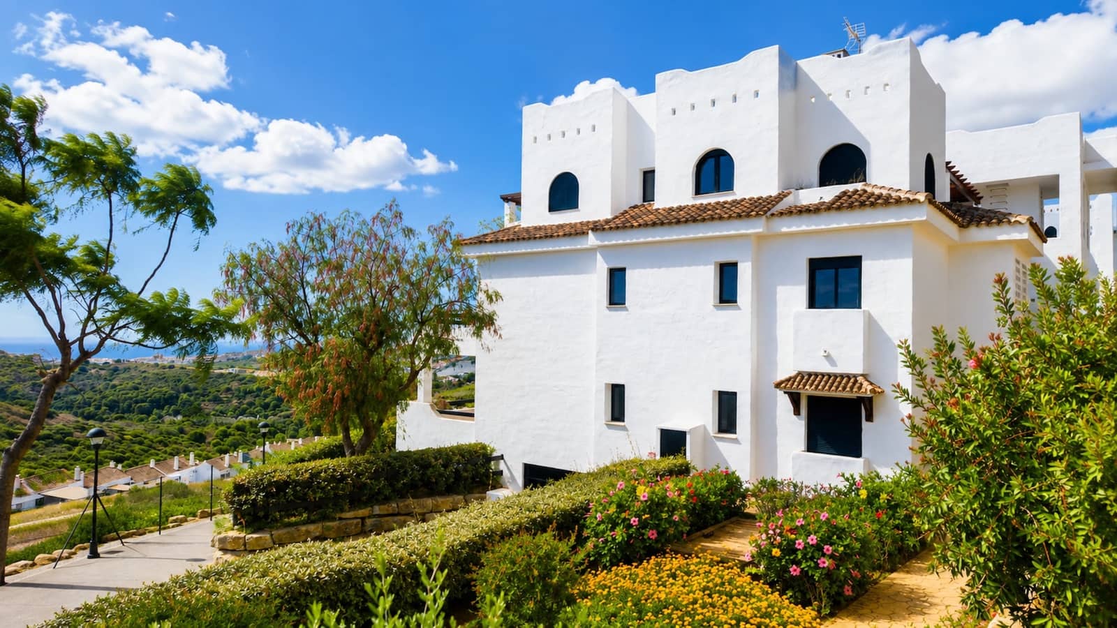 2 bedroom Apartment for sale in Casares with pool garage - € 399,950 (Ref: 10061433)