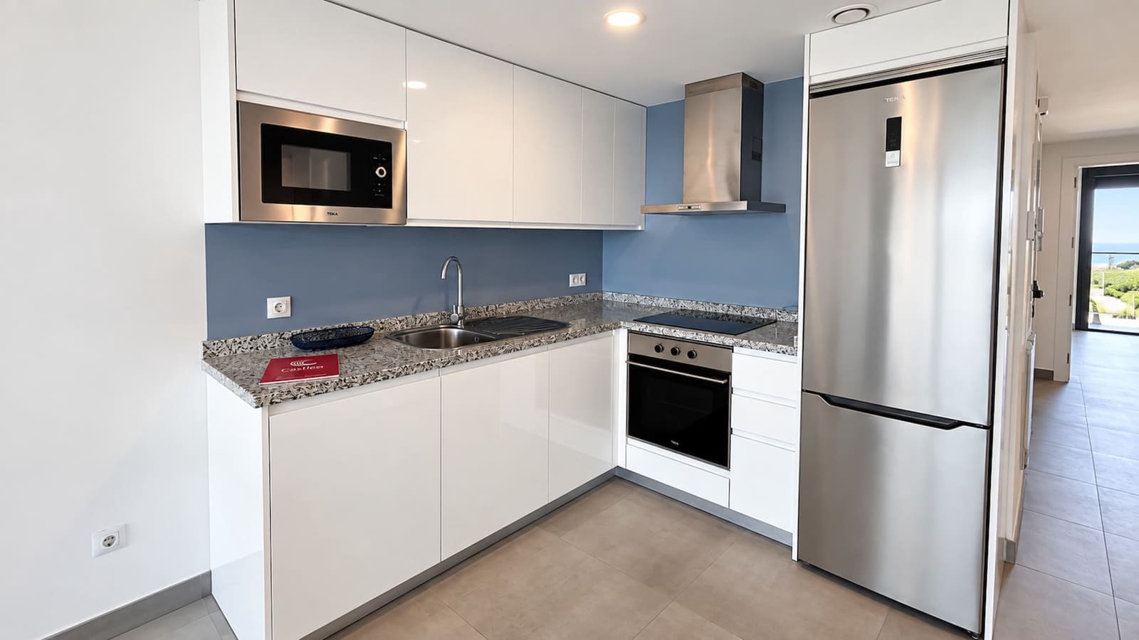 2 Zimmer Apartment zu verkaufen in La Duquesa / Puerto de la Duquesa mit Pool Garage - 345.000 € (Ref: 10067335)