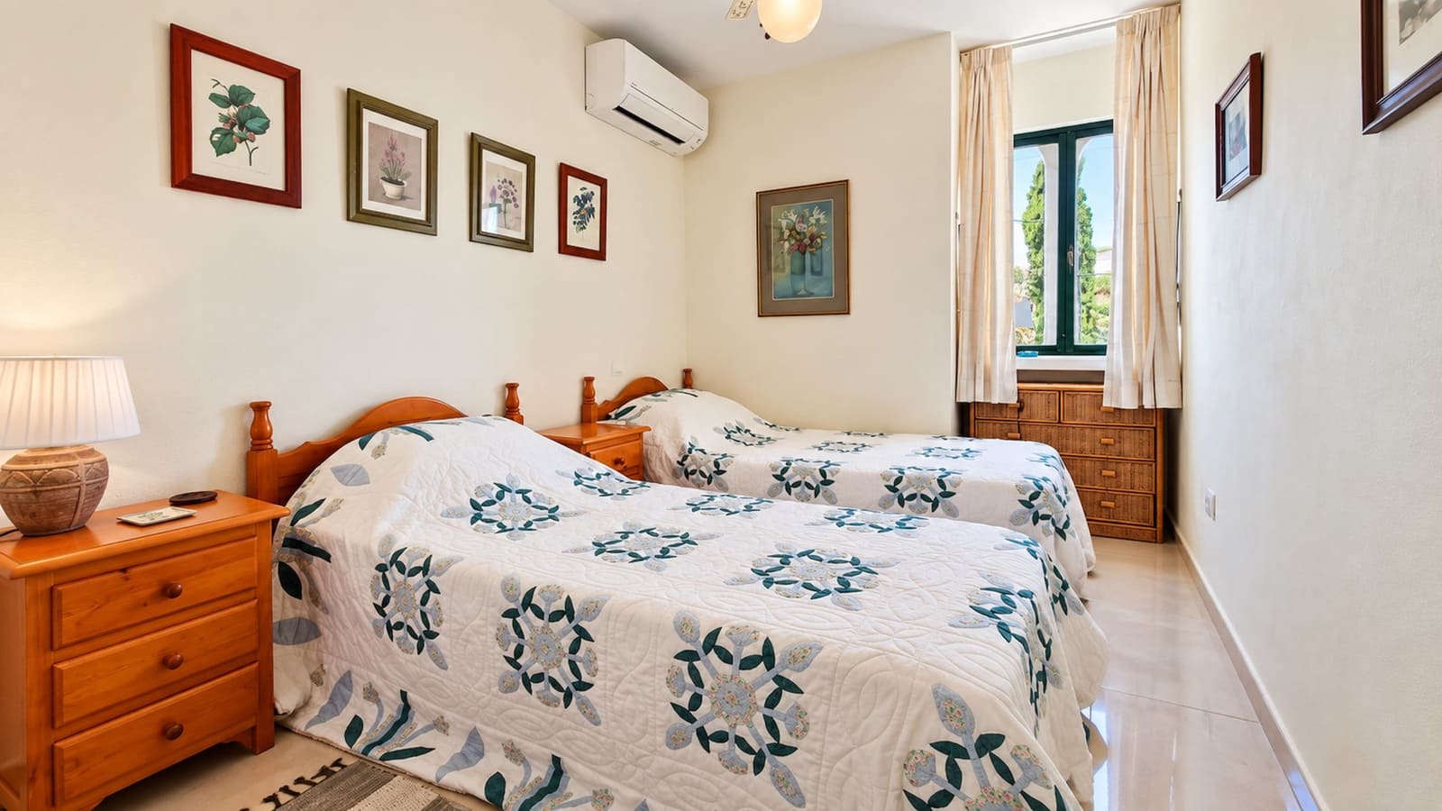 3 camera da letto Villetta Bifamiliare in vendita in Casares con piscina - 450.000 € (Rif: 10080595)