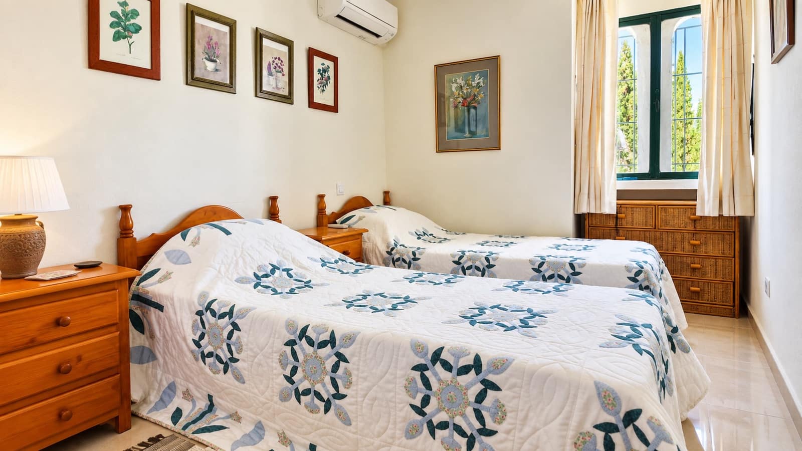 3 camera da letto Villetta Bifamiliare in vendita in Casares con piscina - 450.000 € (Rif: 10080595)