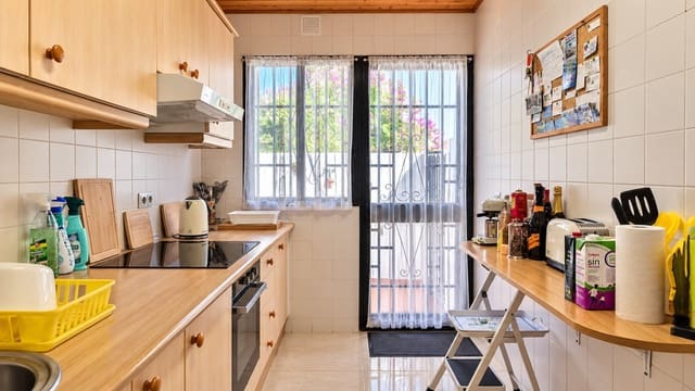 3 camera da letto Villetta Bifamiliare in vendita in Marina de Casares, Casares con piscina - 450.000 € (Rif: 10080595)
