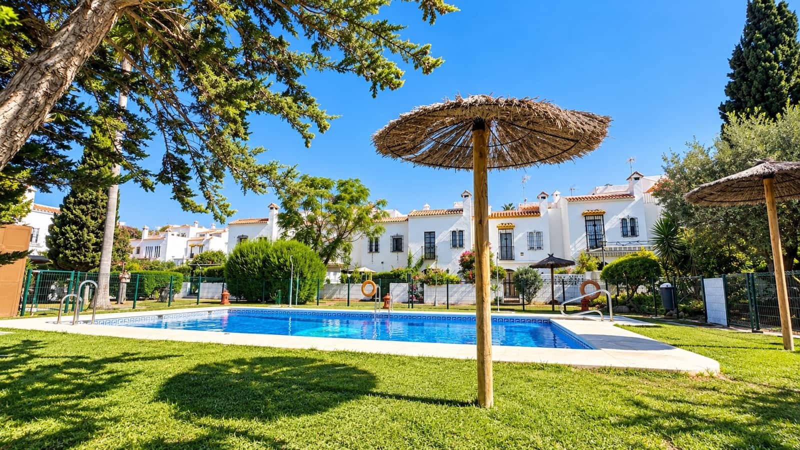 3 camera da letto Villetta Bifamiliare in vendita in Casares con piscina - 450.000 € (Rif: 10080595)