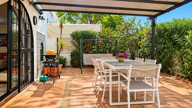 3 camera da letto Villetta Bifamiliare in vendita in Marina de Casares, Casares con piscina - 450.000 € (Rif: 10080595)