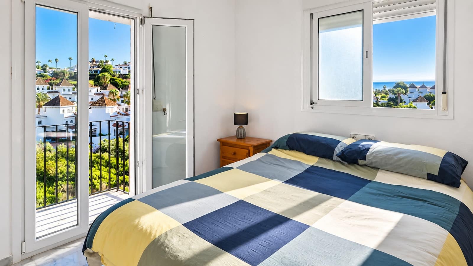 2 camera da letto Attico in vendita in Manilva con piscina garage - 260.000 € (Rif: 10094347)