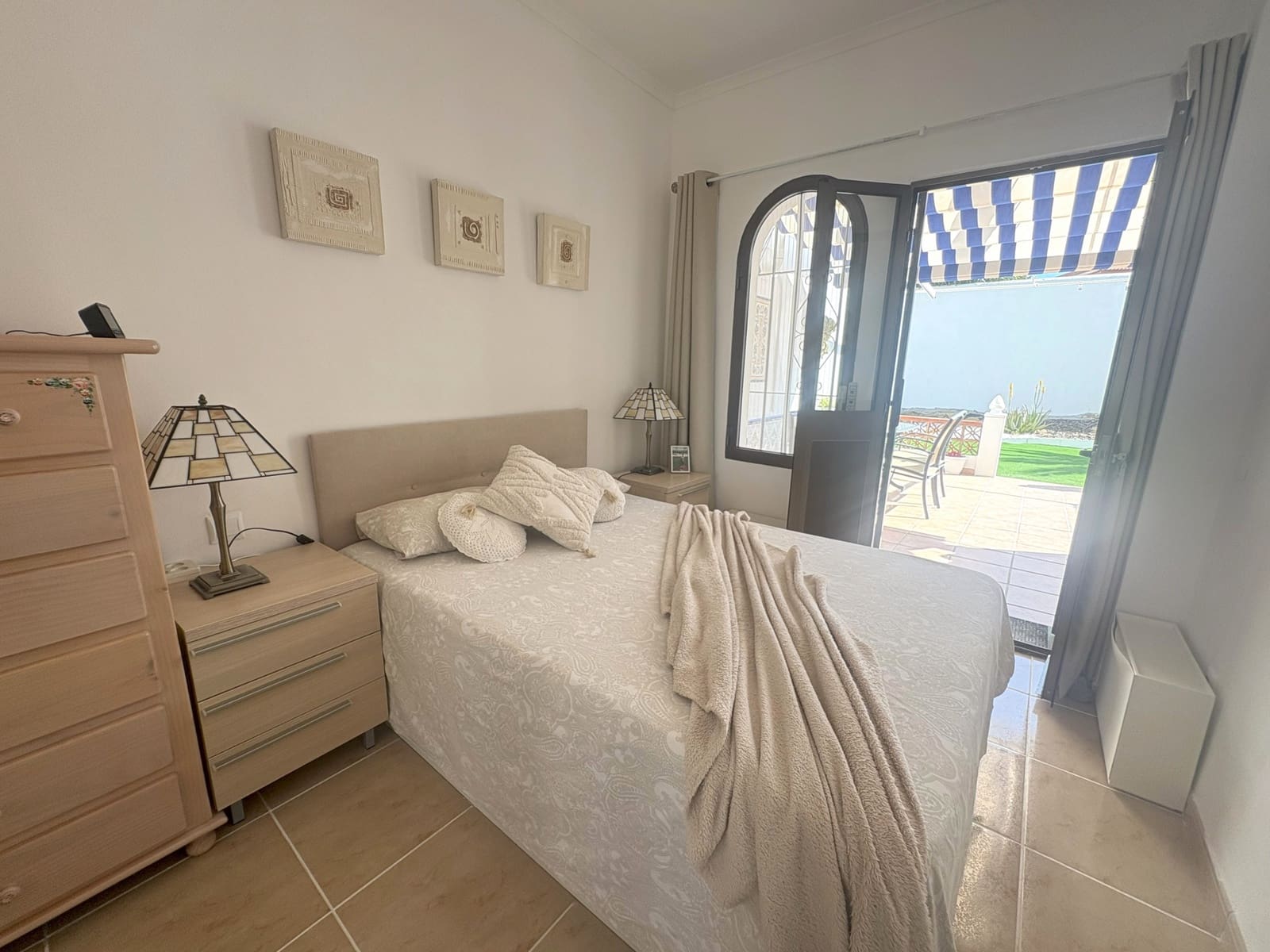 1 soveværelse Lejlighed til salg i Manilva med swimmingpool - € 213.000 (Ref: 9049796)