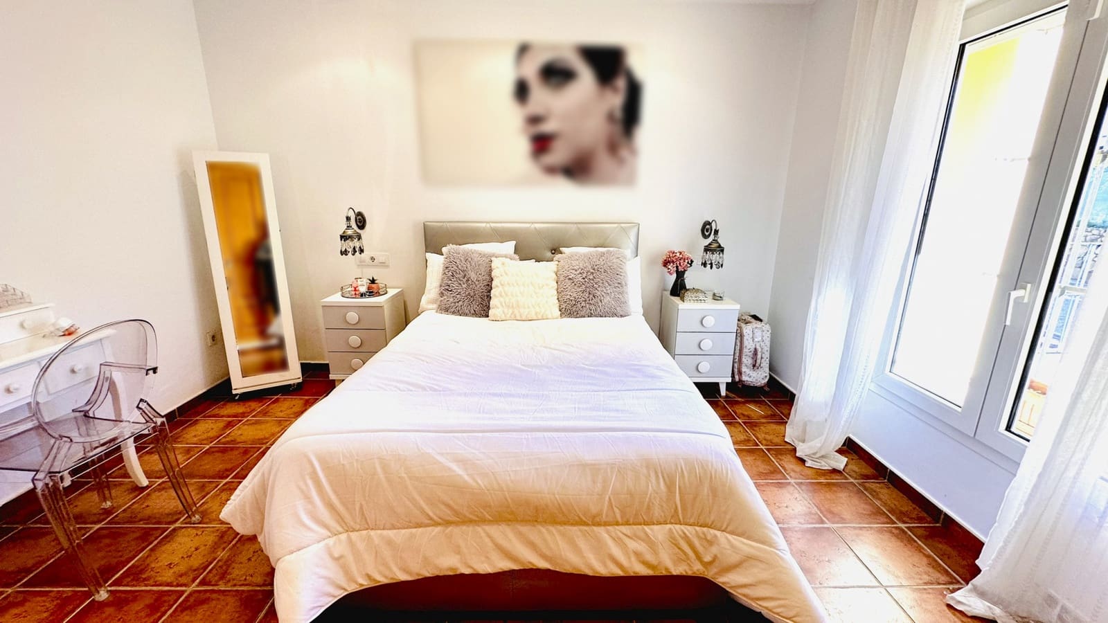 3 bedroom Villa for sale in Manilva with pool - € 960,000 (Ref: 9057448)