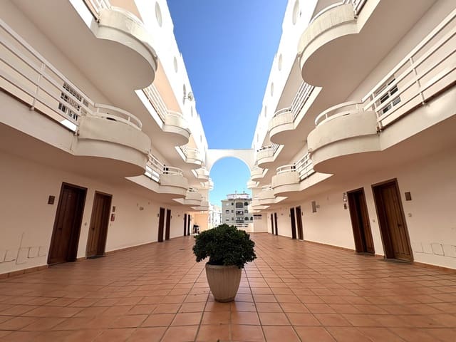1 bedroom Studio for sale in San Luis de Sabinillas, Manilva - € 140,000 (Ref: 9068739)