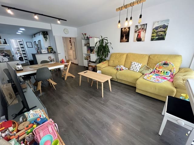 3 soverom Leilighet til salgs i Estepona med svømmebasseng garasje - € 420 000 (Ref: 9193682)