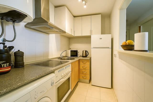 Apartamento de 2 habitaciones en Manilva en venta con piscina garaje - 195.000 € (Ref: 9321674)