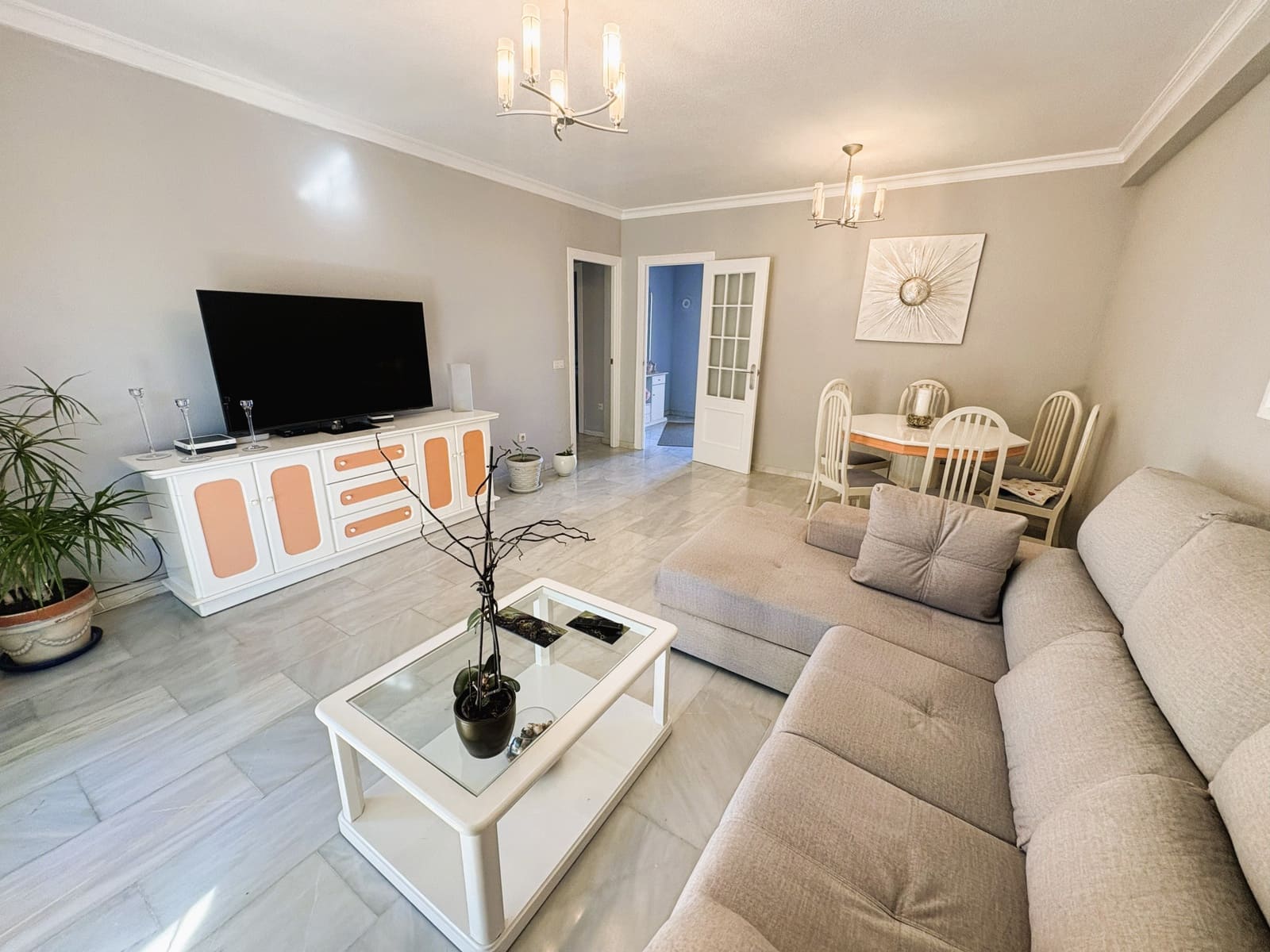 2 bedroom Apartment for sale in Manilva with garage - € 275,000 (Ref: 9344594)